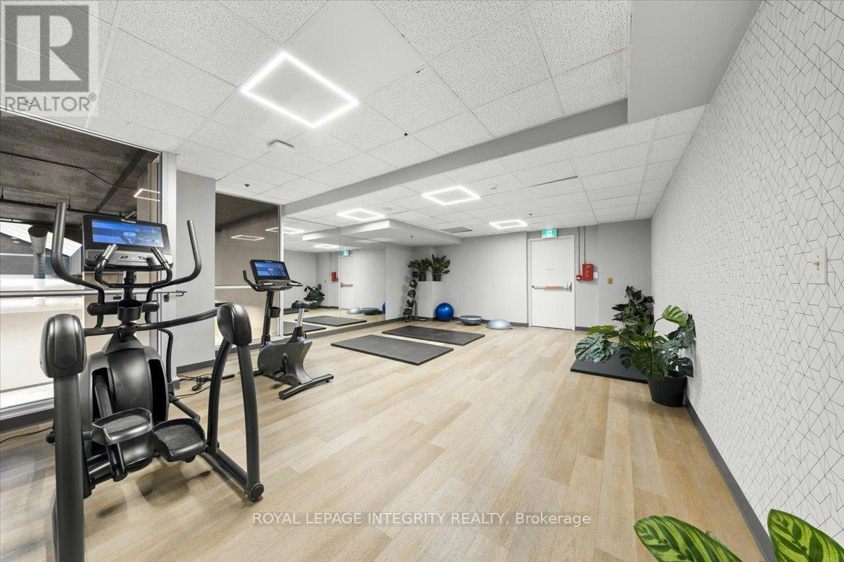 1311-161 Laurier Avenue W, Ottawa, ON, K1P 5J2 - 6
