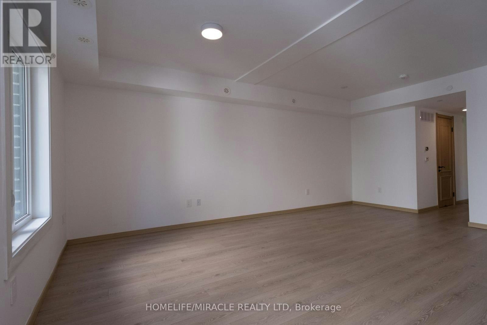 C3-101-3425 Sheppard Avenue, Toronto, ON, M1T 0C5 - 31