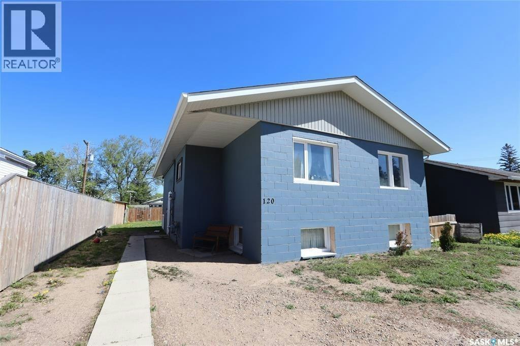 120 26th Street W, Prince Albert, SK, S6V 4P9