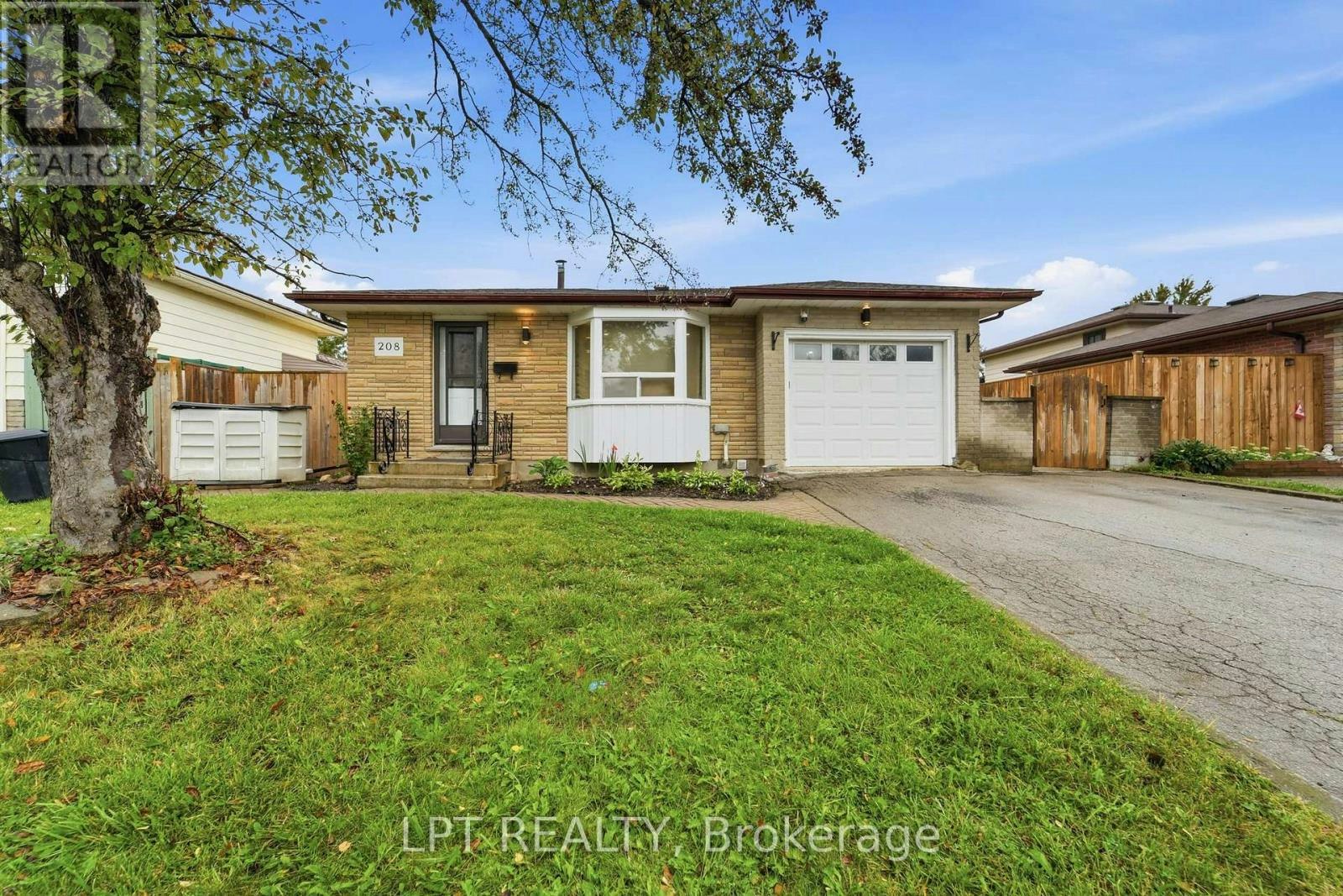 208 Deveron Crescent, London, ON, N5Z 4J3