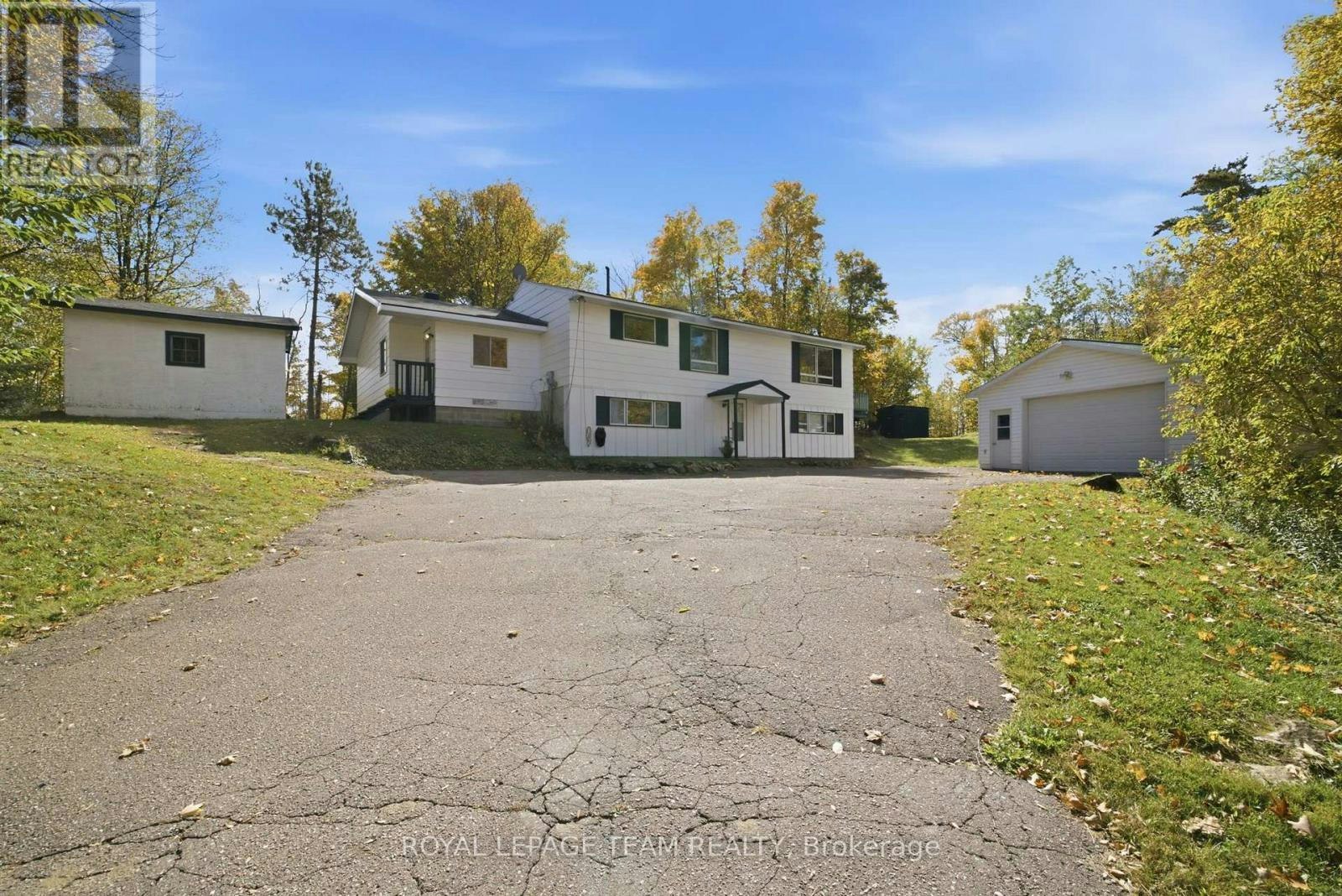 4775 Calabogie Road, Greater Madawaska, ON, K0J 1H0