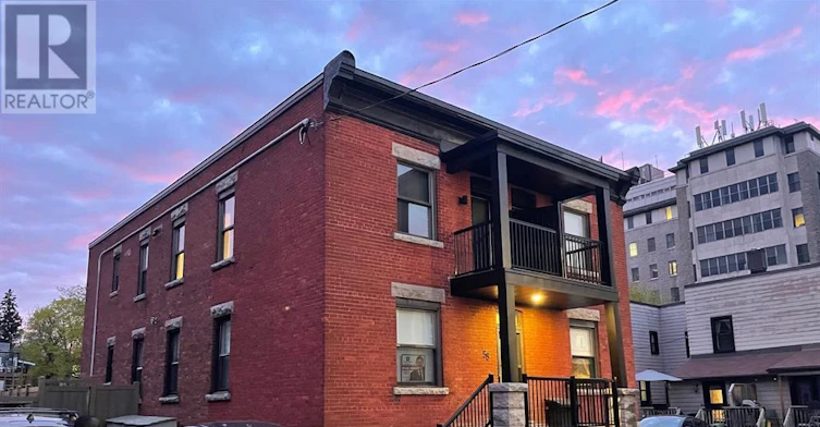 4-58 Parent Avenue, Ottawa, ON, K1N 7A8