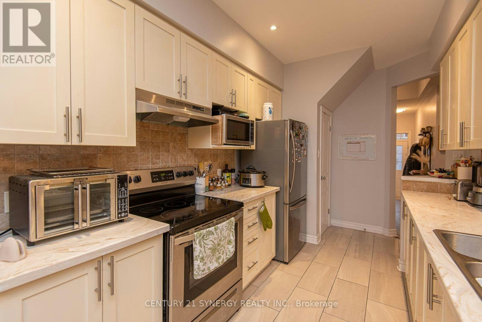 2025 Pennyroyal Crescent, Ottawa, ON, K4A 0S7 - 9