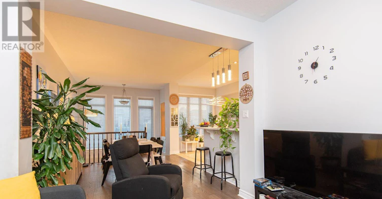 2025 Pennyroyal Crescent, Ottawa, ON, K4A 0S7 - 15