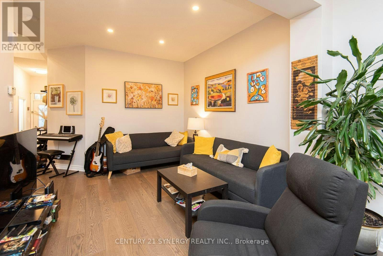 2025 Pennyroyal Crescent, Ottawa, ON, K4A 0S7 - 13