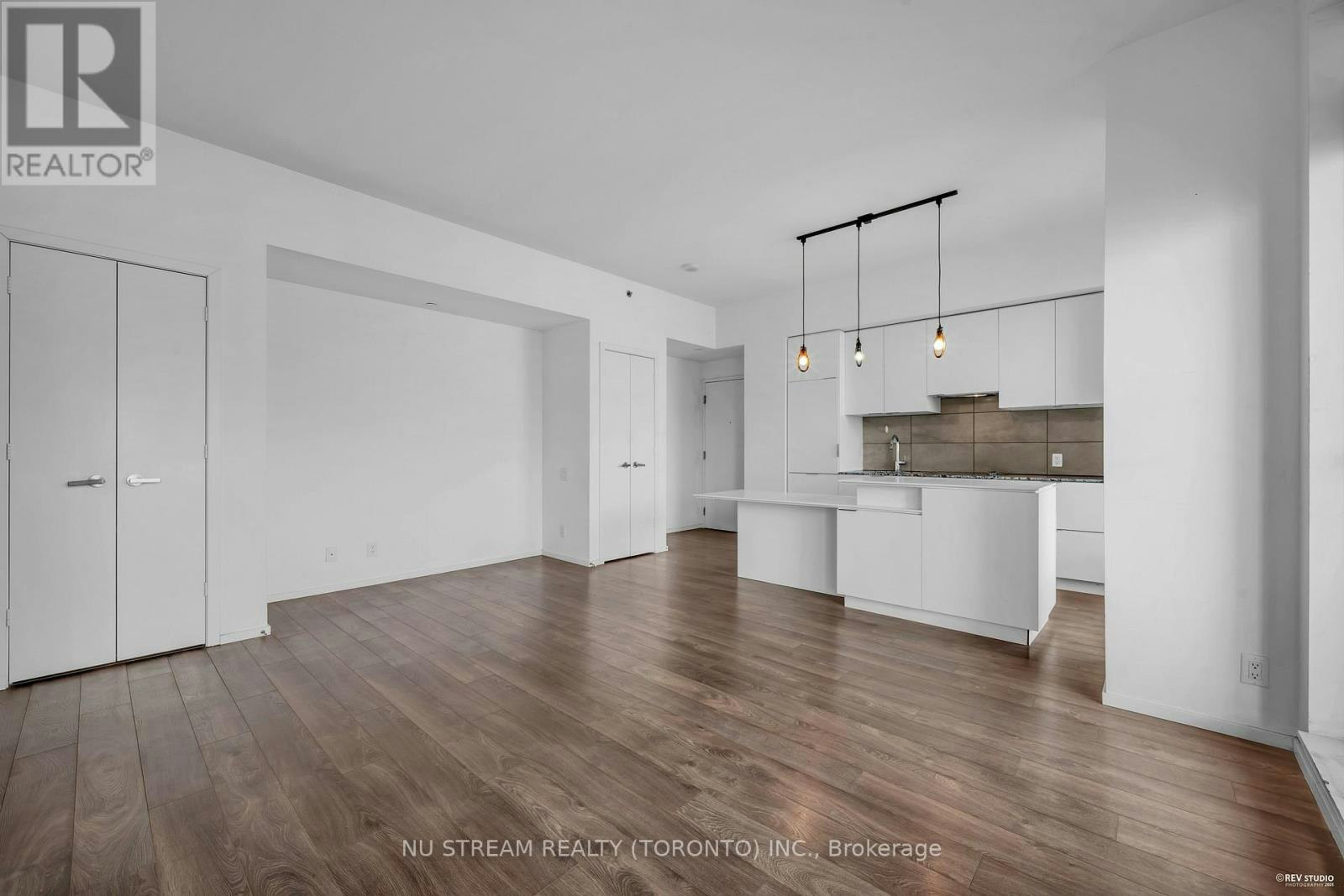 4806-5 St Joseph Street, Toronto, ON, M4Y 1J6 - 8