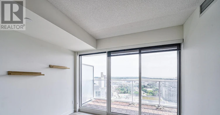 1916-17 Bathurst Street, Toronto, ON, M5V 0N1 - 13