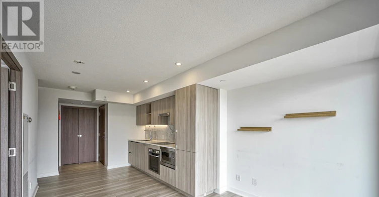 1916-17 Bathurst Street, Toronto, ON, M5V 0N1 - 15