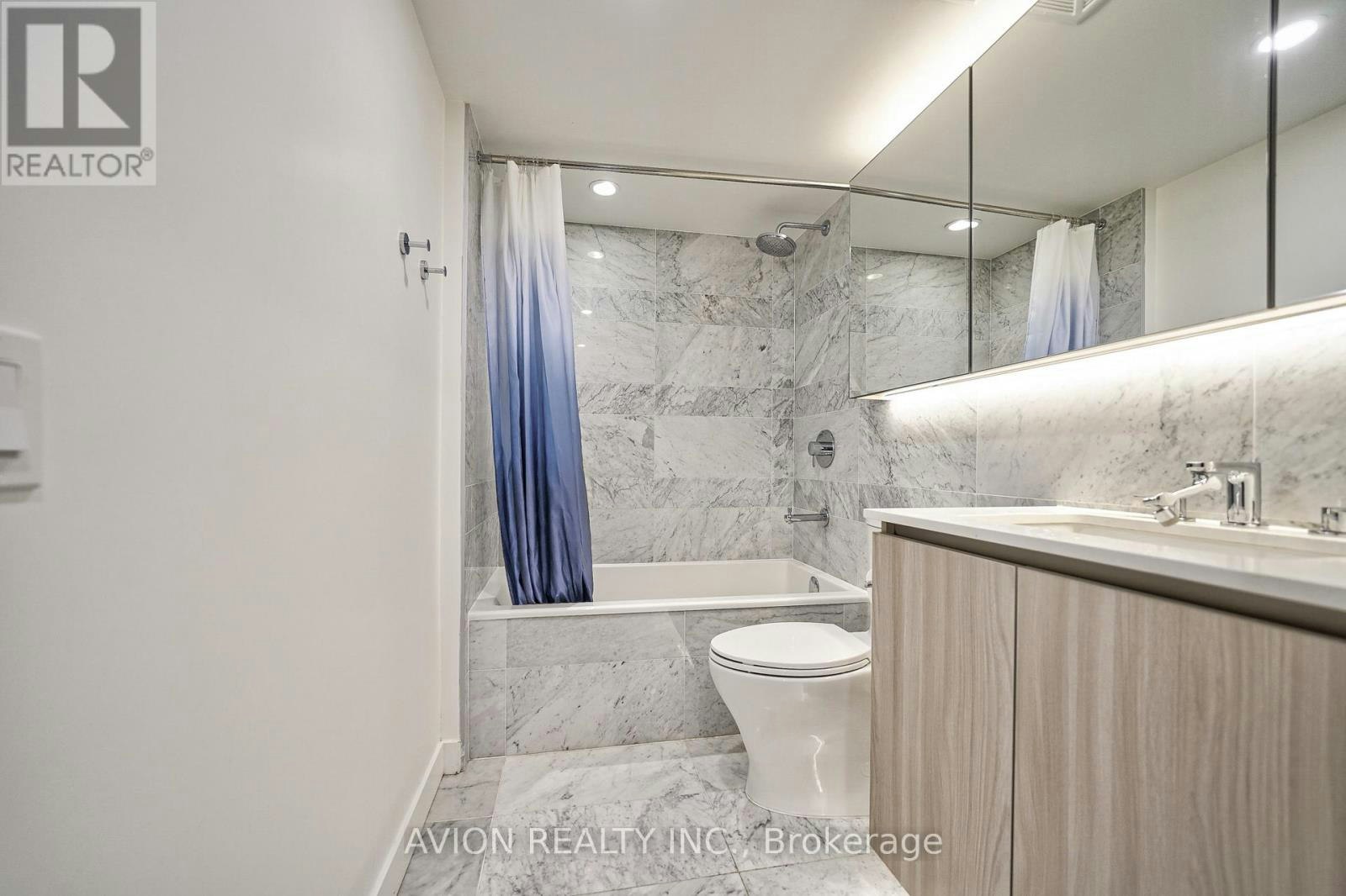 1916-17 Bathurst Street, Toronto, ON, M5V 0N1 - 5