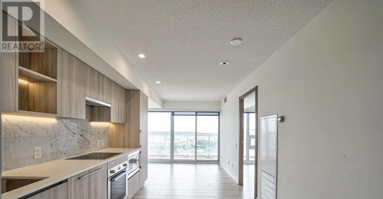 1916-17 Bathurst Street, Toronto, ON, M5V 0N1 - 7