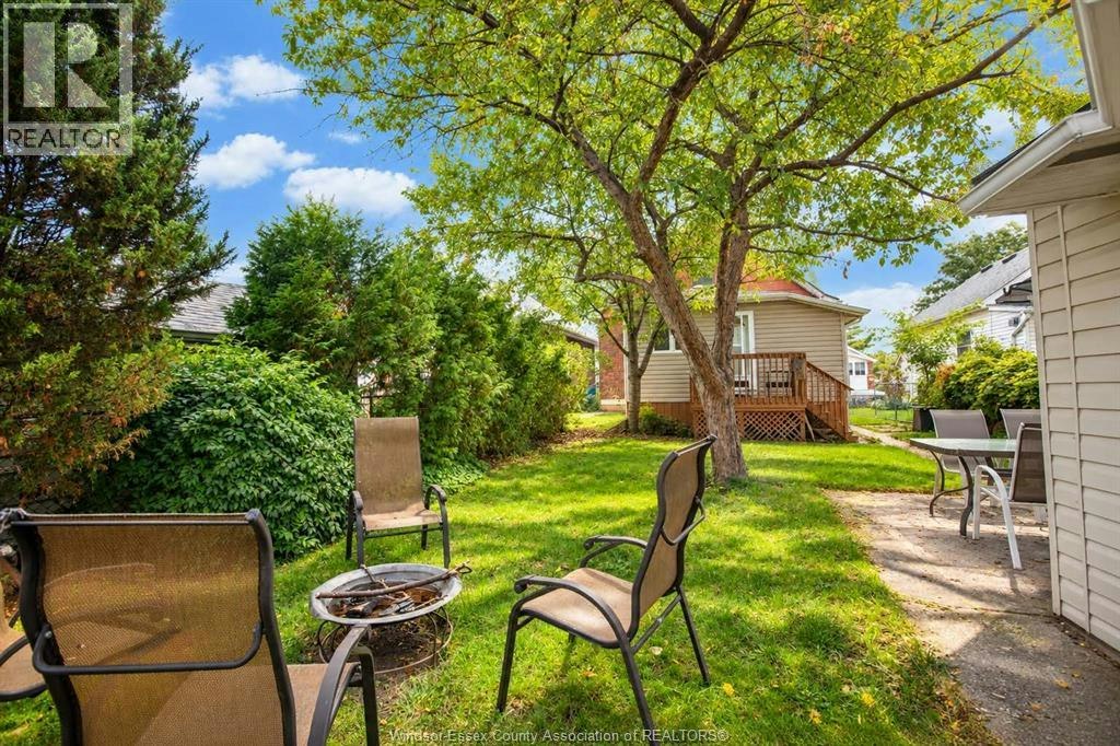 1827 Moy Avenue, Windsor, ON, N8W 2M3 - 15