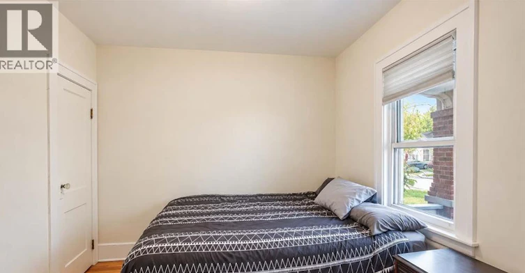 1827 Moy Avenue, Windsor, ON, N8W 2M3 - 8