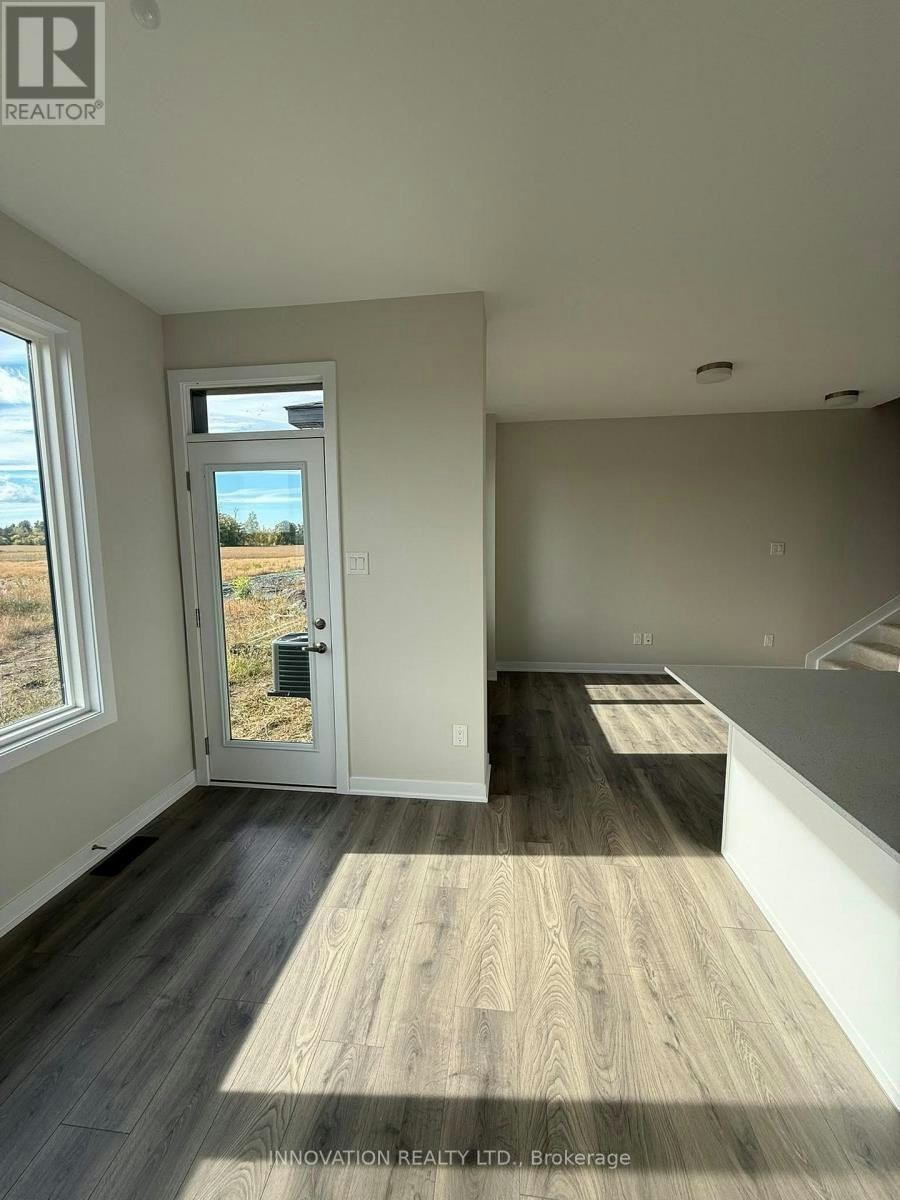 22 Sintaluta Walk, Ottawa, ON, K0A 2Z0 - 4