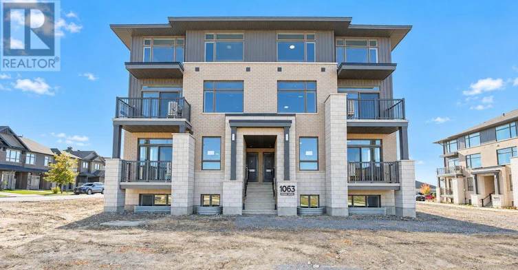 1063 Cedar Creek Dr Drive, Ottawa, ON, K1X 0G3