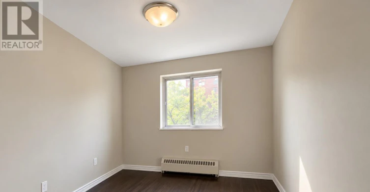 410-45 Paisley Boulevard W, Mississauga, ON, L5B 1E4 - 10
