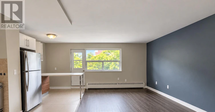 410-45 Paisley Boulevard W, Mississauga, ON, L5B 1E4 - 6