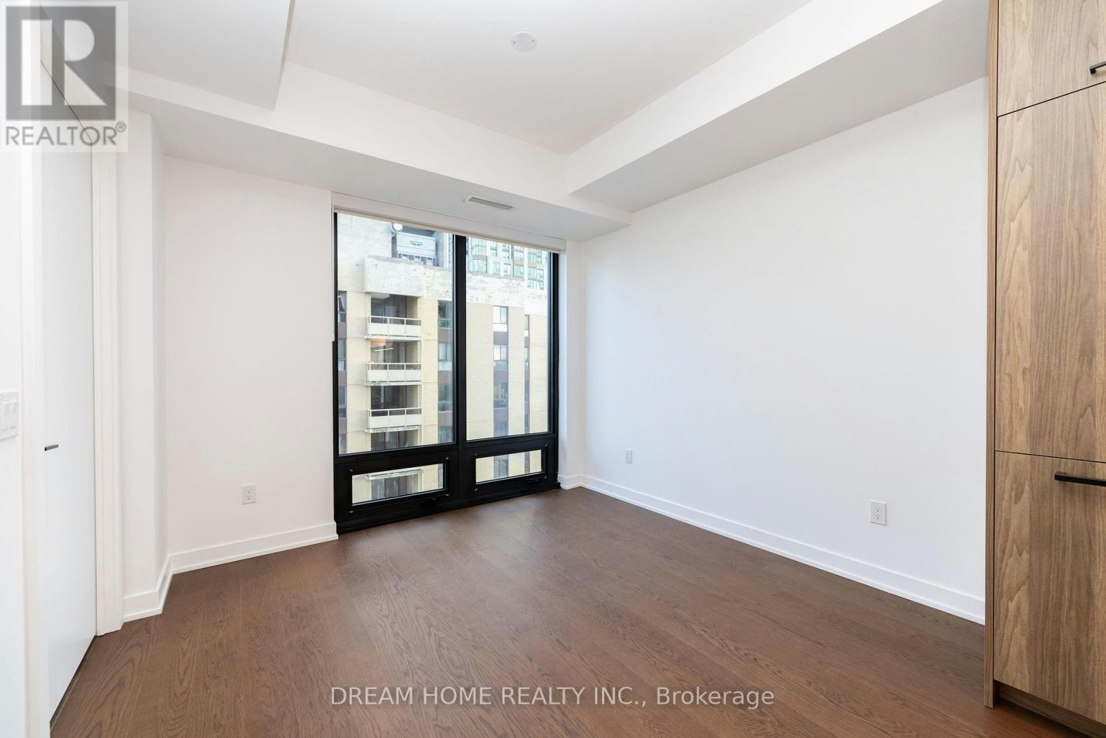 2002-91 Montclair Avenue, Toronto, ON, M5P 0B1 - 14