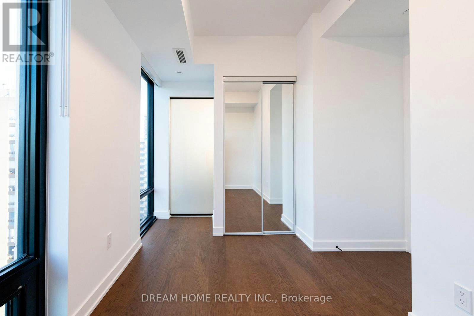 2002-91 Montclair Avenue, Toronto, ON, M5P 0B1 - 18