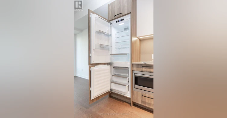 2002-91 Montclair Avenue, Toronto, ON, M5P 0B1 - 12