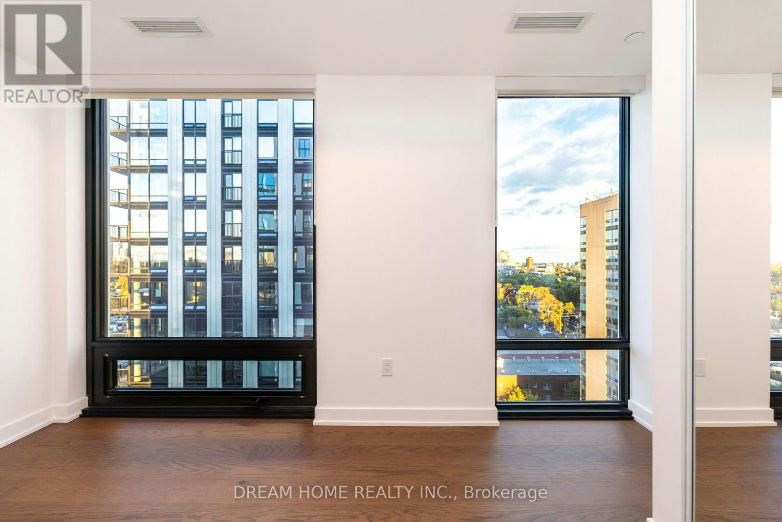2002-91 Montclair Avenue, Toronto, ON, M5P 0B1 - 17