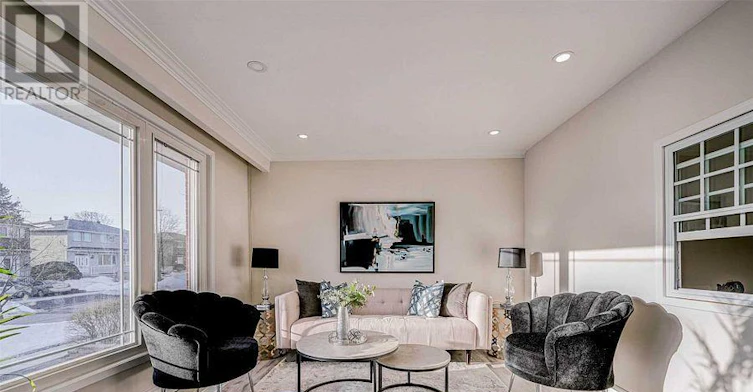 47 Greyhound Drive, Toronto, ON, M2H 1K2 - 4
