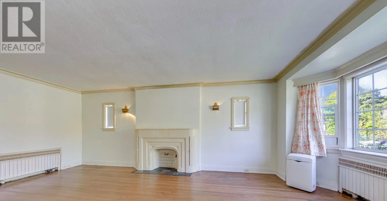 389 Lawrence Avenue W, Toronto, ON, M5M 1B9 - 9
