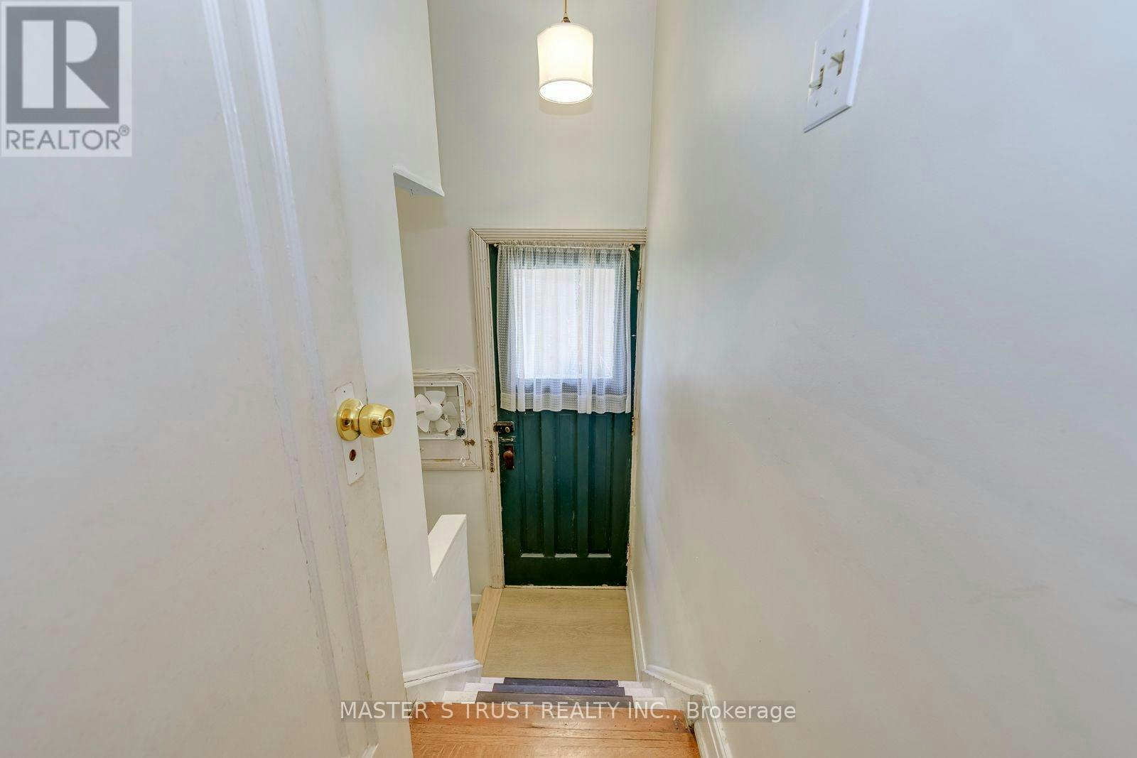 389 Lawrence Avenue W, Toronto, ON, M5M 1B9 - 25