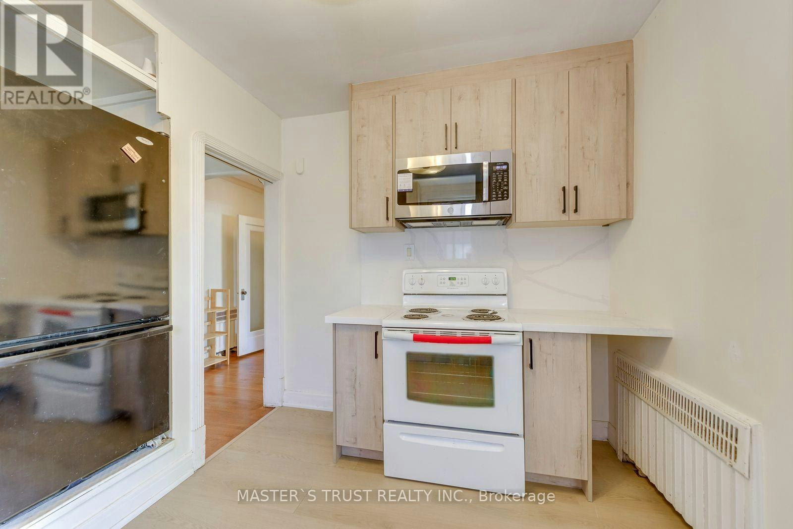 389 Lawrence Avenue W, Toronto, ON, M5M 1B9 - 15