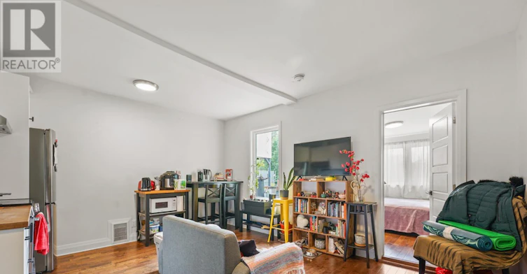 2-2207 Queen Street E, Toronto, ON, M4E 1E8 - 9
