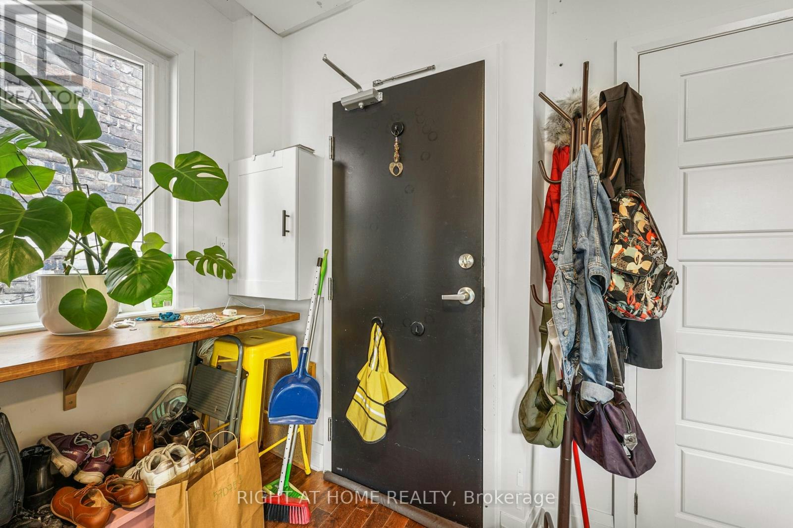 2-2207 Queen Street E, Toronto, ON, M4E 1E8 - 14