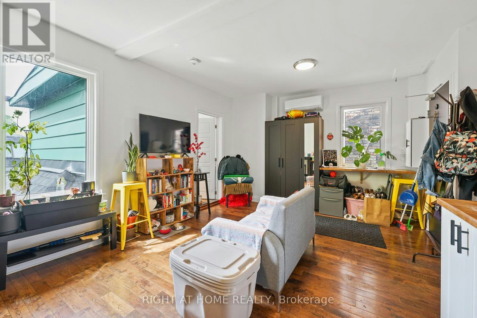 2-2207 Queen Street E, Toronto, ON, M4E 1E8 - 6