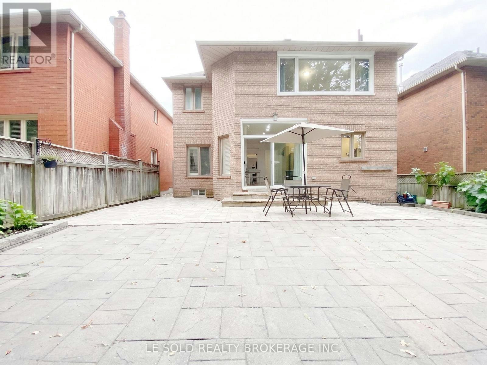 76 Larratt Lane, Richmond Hill, ON, L4C 0E2 - 39