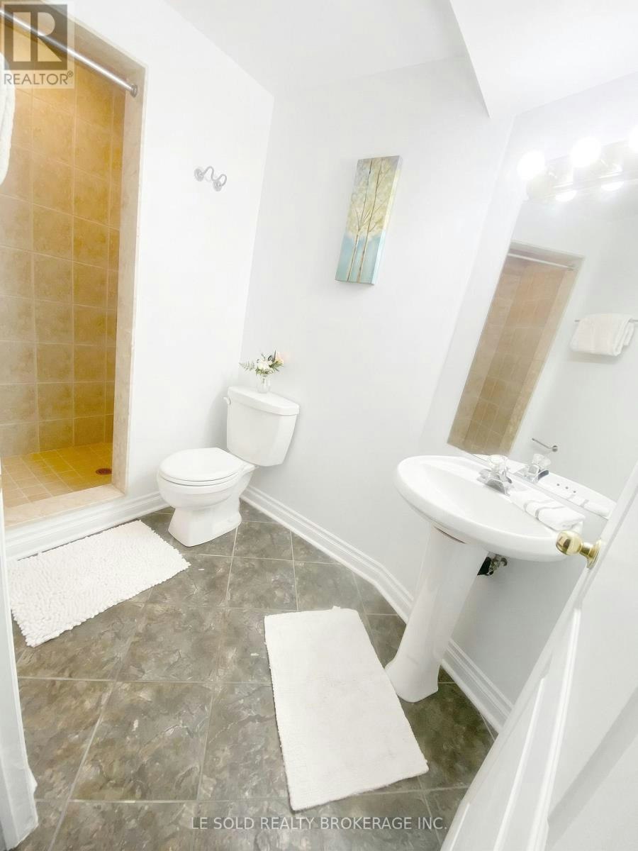 76 Larratt Lane, Richmond Hill, ON, L4C 0E2 - 38