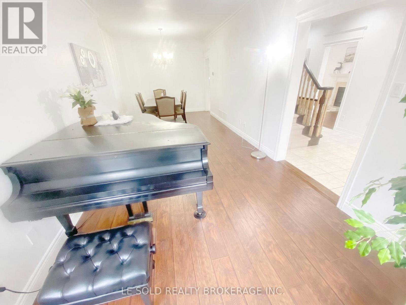 76 Larratt Lane, Richmond Hill, ON, L4C 0E2 - 7
