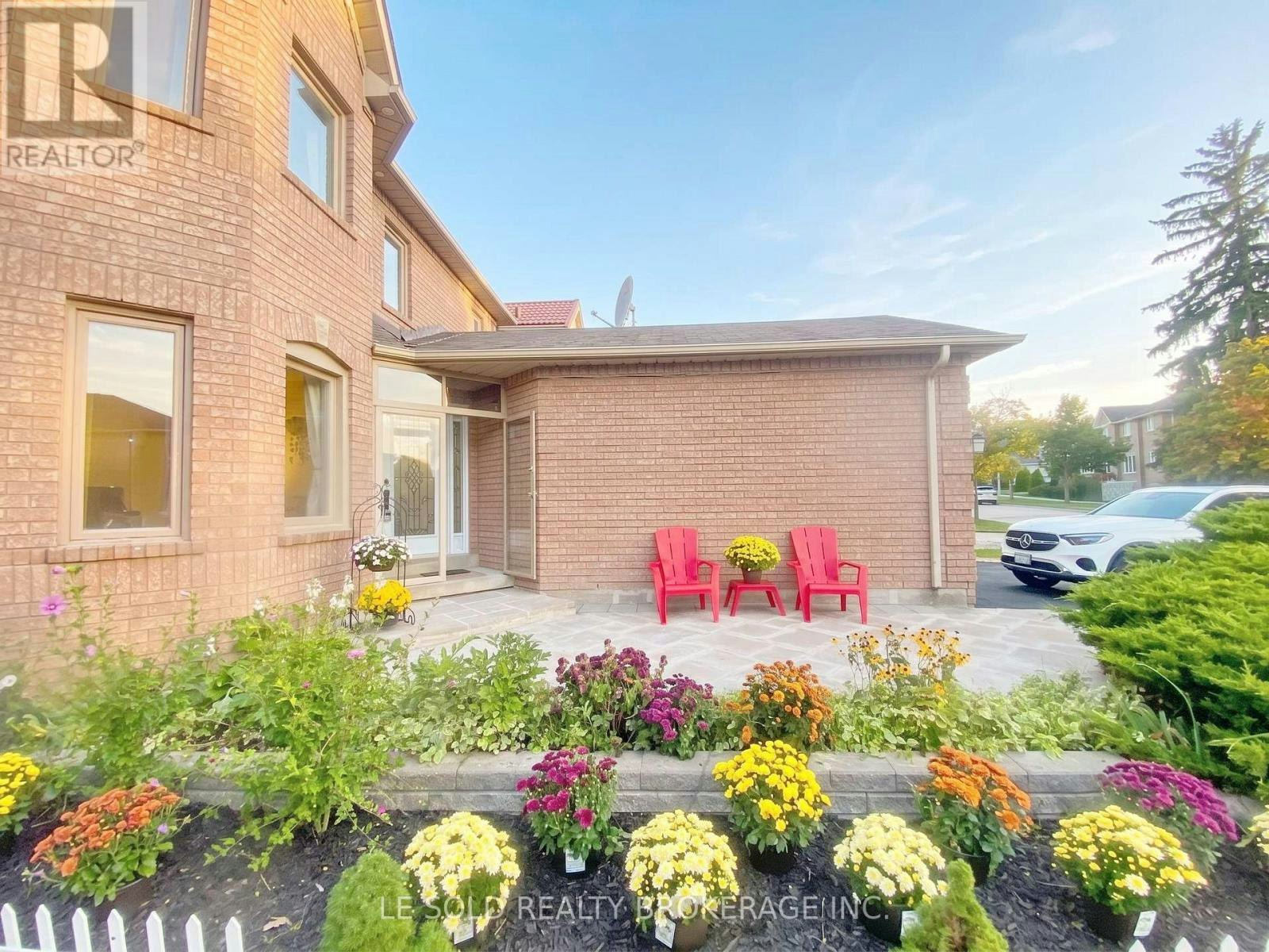 76 Larratt Lane, Richmond Hill, ON, L4C 0E2 - 44