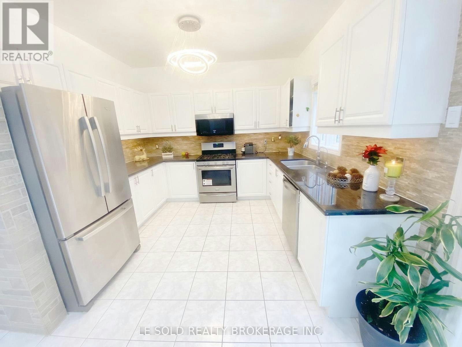 76 Larratt Lane, Richmond Hill, ON, L4C 0E2 - 12