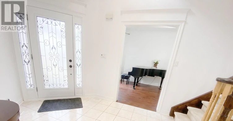 76 Larratt Lane, Richmond Hill, ON, L4C 0E2 - 4