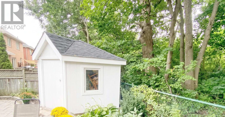 76 Larratt Lane, Richmond Hill, ON, L4C 0E2 - 42