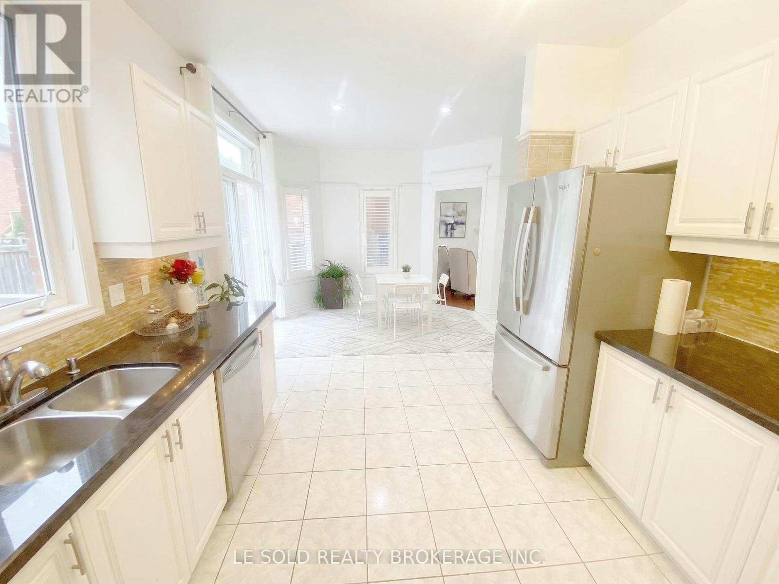 76 Larratt Lane, Richmond Hill, ON, L4C 0E2 - 13