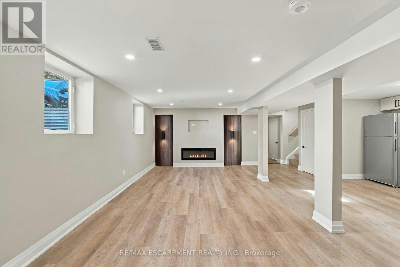 LOWER-46 Bobolink Road, Hamilton, ON, L9A 2P4 - 7