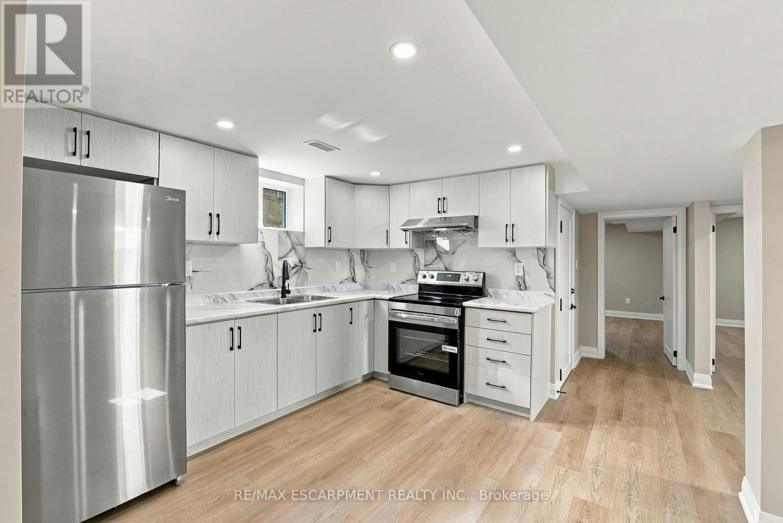 LOWER-46 Bobolink Road, Hamilton, ON, L9A 2P4 - 11