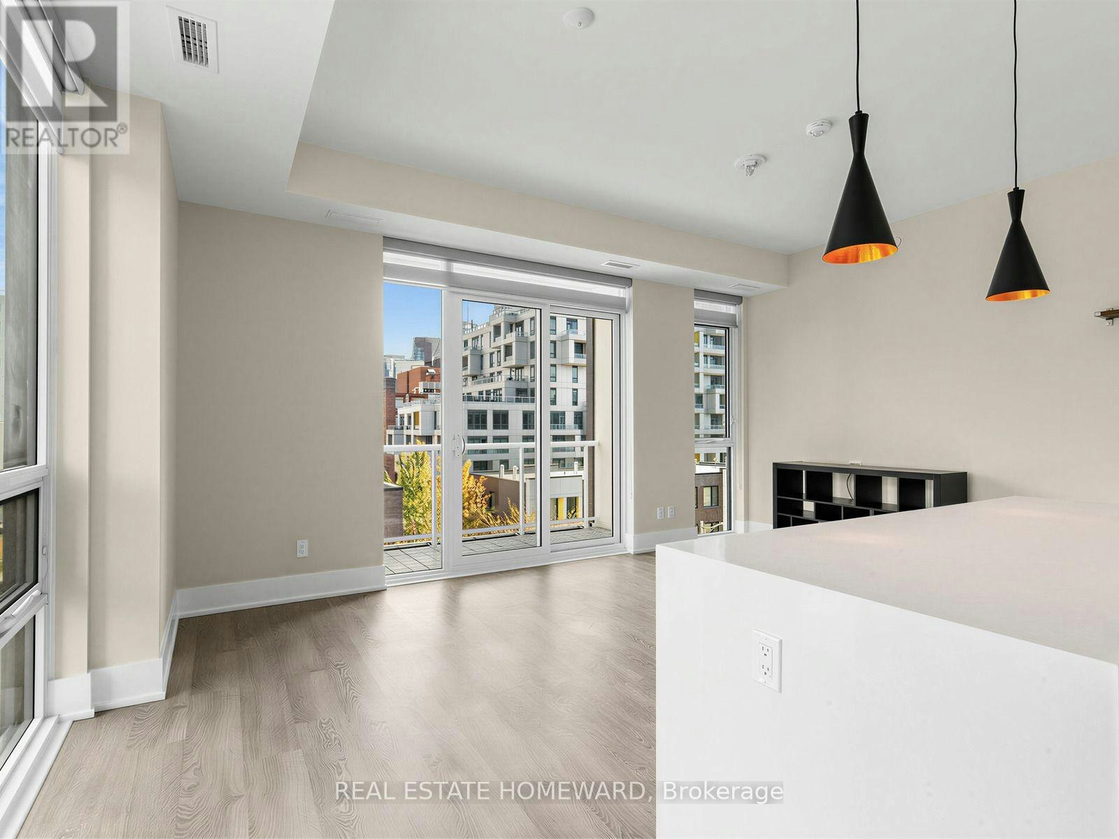 406-80 Vanauley Street, Toronto, ON, M5T 0C9 - 10