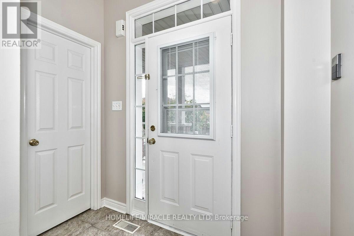 3 Ashdale Road, Brampton, ON, L6Y 5M7 3