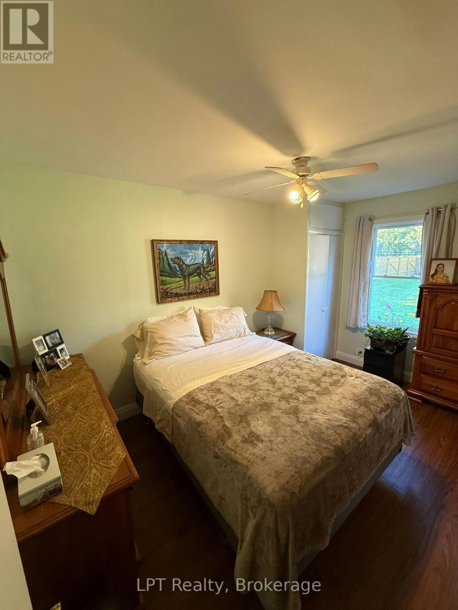 22 Third Street N, Prince Edward County, ON, K0K 2T0 - 9