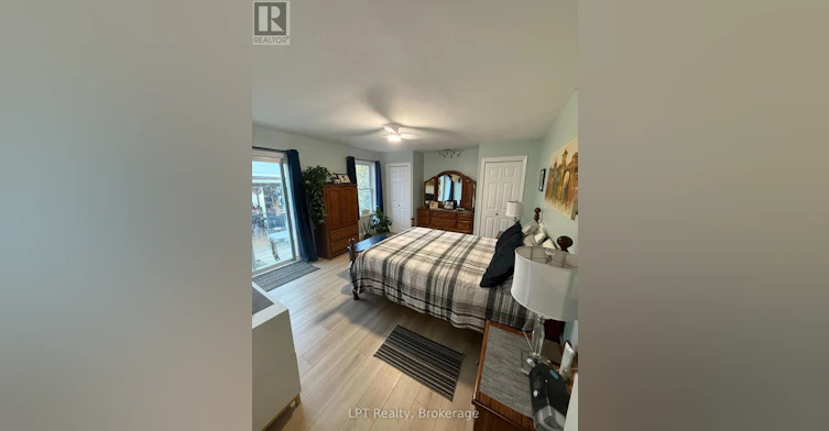 22 Third Street N, Prince Edward County, ON, K0K 2T0 - 13