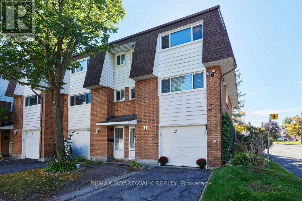 17-2296 Orient Park Drive, Ottawa, ON, K1B 4N6