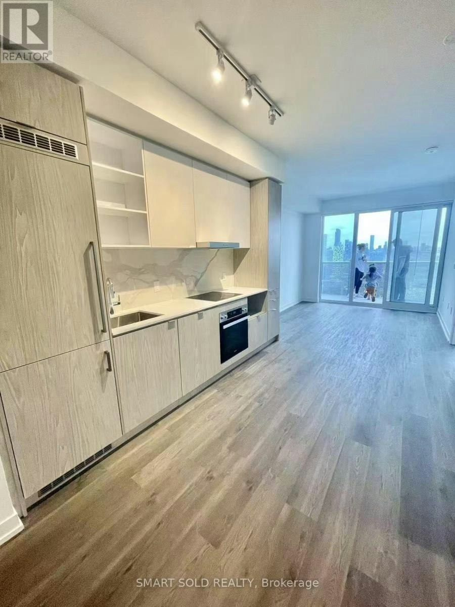5502-55 Cooper Street, Toronto, ON, M5E 0G1 2