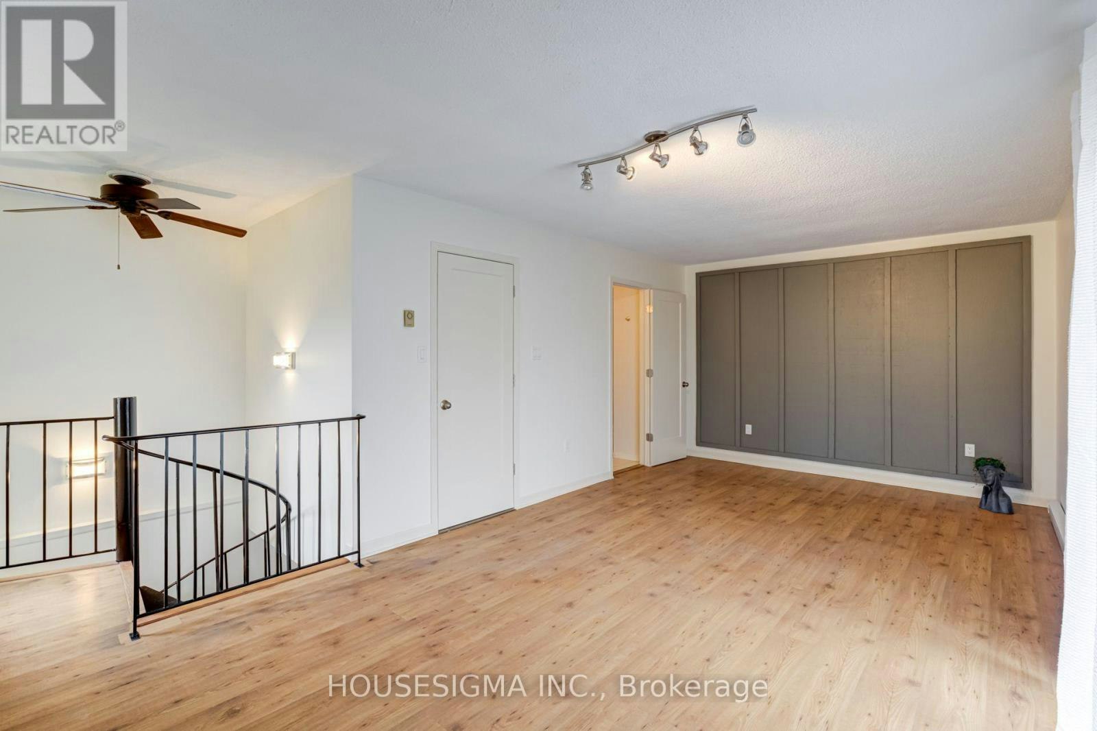 LOFT-22 Drury Lane, Barrie, ON, L4M 3C6 - 6
