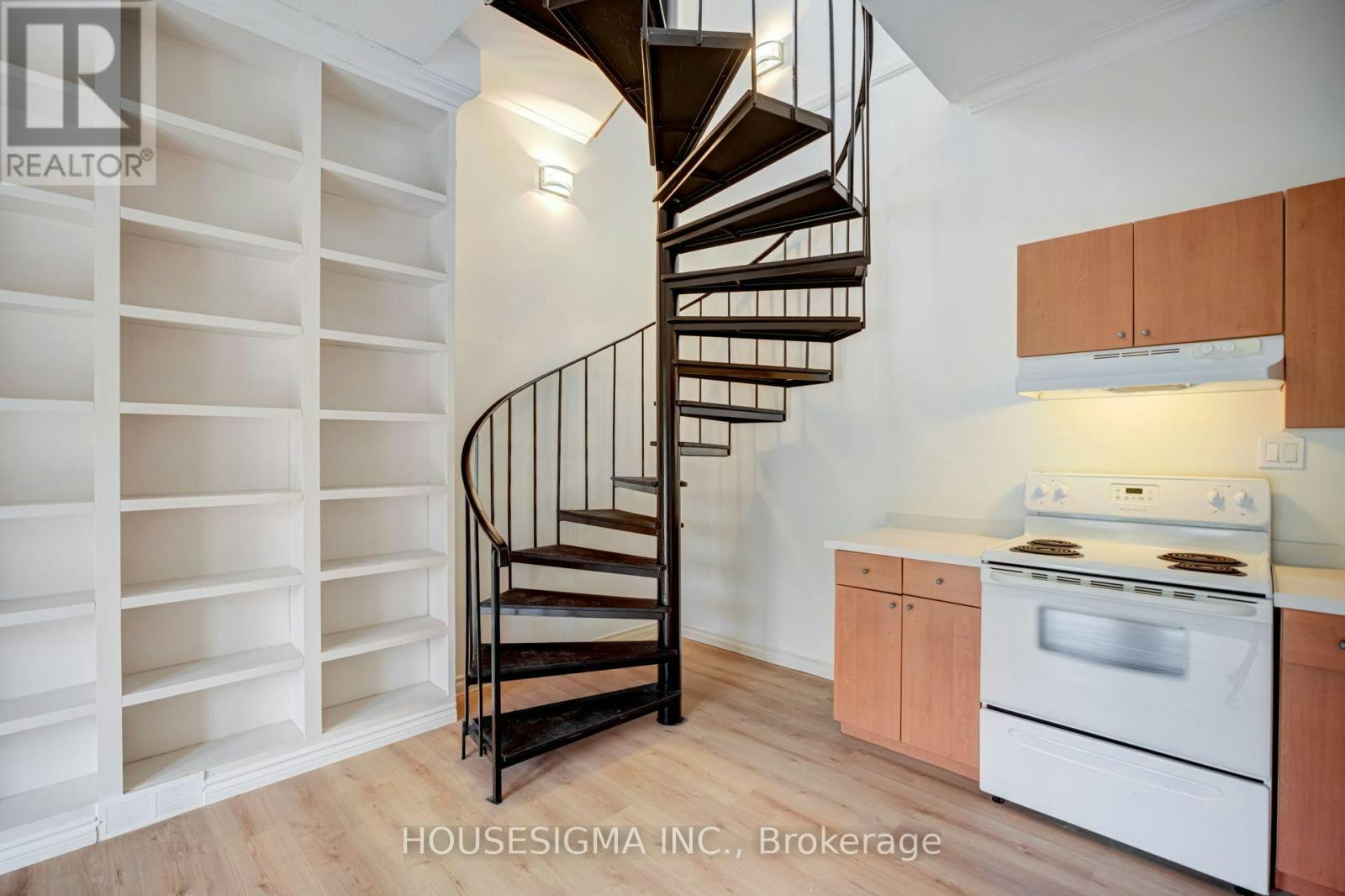 LOFT-22 Drury Lane, Barrie, ON, L4M 3C6 - 5