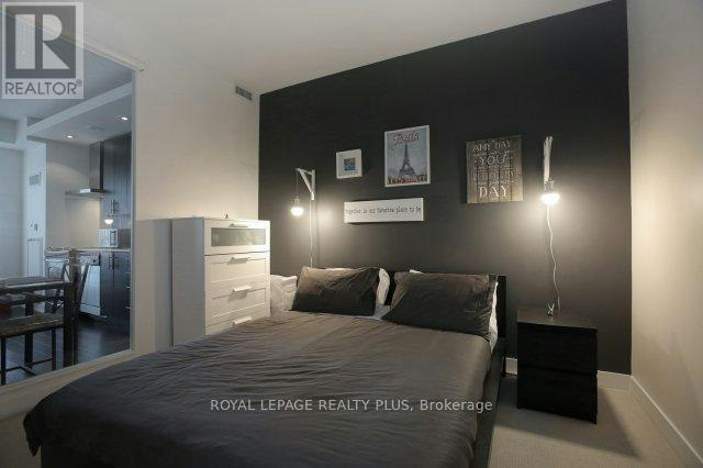 2231-165 Legion Road N, Toronto, ON, M8Y 0B3 - 17